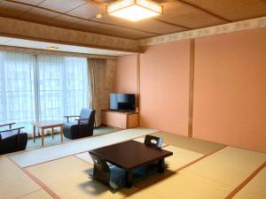 Televisyen dan/atau pusat hiburan di Itoen Hotel