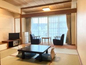 Televisyen dan/atau pusat hiburan di Itoen Hotel
