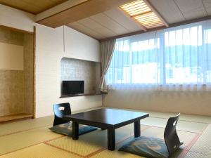 Televisyen dan/atau pusat hiburan di Itoen Hotel