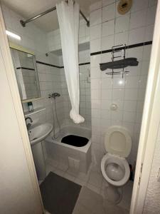 Phòng tắm tại Studio Paris la Défense Arena