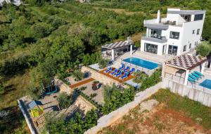 Bazén v ubytování Villa Carpe Diem nebo v jeho okolí