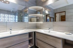 Bathroom sa Lazy Days