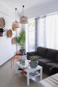 Istumisnurk majutusasutuses Kefi Hub