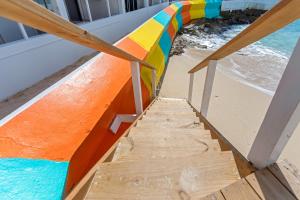 Swimmingpoolen hos eller tæt på Garden Studio with Beach Access