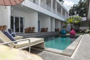 Πισίνα στο ή κοντά στο Maisaba Canggu Hotel & Coworking Space