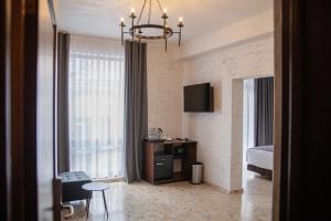 Μια τηλεόραση ή/και κέντρο ψυχαγωγίας στο Kazma Boutique Hotel