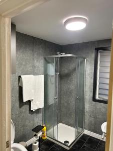 Afbeelding uit fotogalerij van Cozy serene flat in Tipton