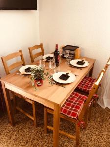 Gallery image of Studio Fondue chocolat, 100m des pistes Wifi fibre, parking privé in Bernex