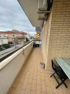A balcony or terrace at Via Capri 4
