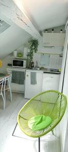 Fotografia z galérie ubytovania Studio confortable avec vue sur la ville à Amiens, 13 m² B v destinácii Amiens