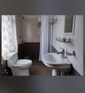 Koupelna v ubytování The Retreat four star resort