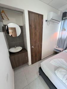 Koupelna v ubytování Hotel Almalu
