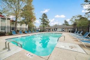 Πισίνα στο ή κοντά στο Travelers Getaway, Hwy 76-301, Amenities,Attractions & Near Myr Beach