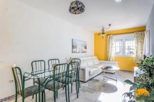 Χώρος καθιστικού στο Laja Bermeja by Cadiz Time