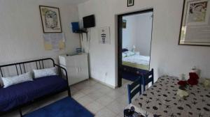 Postel nebo postele na pokoji v ubytování Apartments in Malinska - Insel Krk 14421