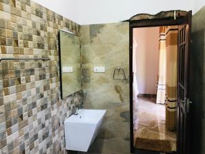 Koupelna v ubytování Villa insy