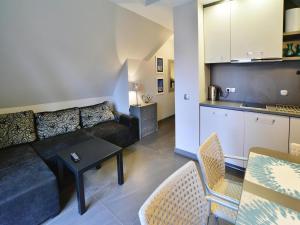 Posedenie v ubytovaní Comfortable 3-room apartment, Rewal