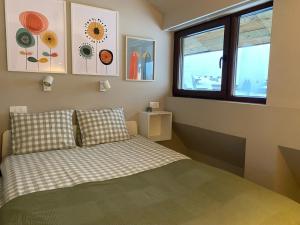 Ένα ή περισσότερα κρεβάτια σε δωμάτιο στο Konaci Koznik Porodični