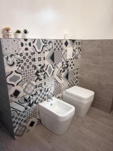 Koupelna v ubytování L'oasi del Conero - Casa con giardino