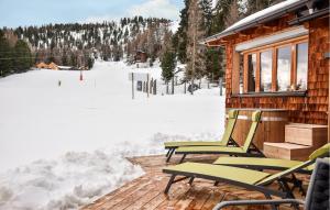 Nice Apartment In Weißpriach With Sauna v zimě