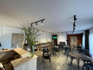 Posezení v ubytování ROYAL Villa - ADULTS ONLY - Apartamenty z widokiem na Zalew Wiślany - Jacuzzi w cenie - Masaże relaksacyjne - Grupa Hotelowa PlażoweLove