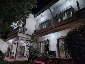 Το κτήριο όπου στεγάζεται  η παραθεριστική κατοικία