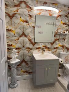 Koupelna v ubytování Little Italy - Welcome to Rome + 19 fotografií