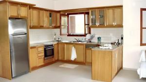 Kuchyň nebo kuchyňský kout v ubytování Chic Villa in Kalymnos + Mountain View