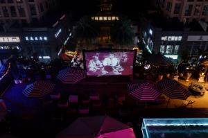 Hoạt động giải trí ban đêm cho khách nghỉ ở Yes Rustic Luxury Rome Art Hotel