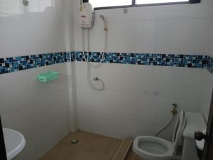 Ένα μπάνιο στο Nilawan Hotel