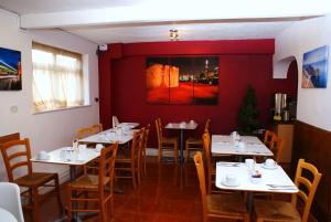 Prostor za sedenje u objektu The Hindes Hotel