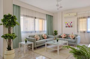 Posezení v ubytování VESTA - El Sheikh Zayed Residence