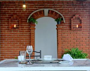 Nápoje v ubytování Earthbound Residence + 22 fotografií