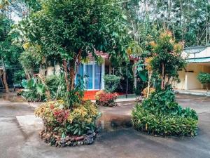 Zahrada ubytování Song pee nong resort Phattalung