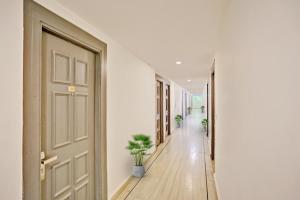 Fotografie z fotogalerie ubytování Townhouse Jp Grand Near Mayapuri Chowk v Novém Dillí