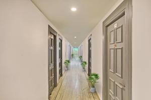 Fotografie z fotogalerie ubytování Townhouse Jp Grand Near Mayapuri Chowk v Novém Dillí