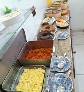 Comida no hotel ou em algum lugar perto