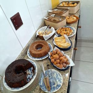 Comida no hotel ou em algum lugar perto