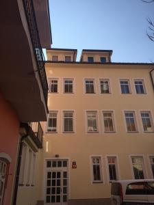 Budova, v ktorej sa apartmán nachádza