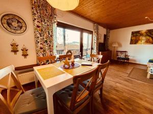 Χώρος καθιστικού στο 2 - Gemütlicher Bungalow am Fuße der Wasserkuppe +3 φωτογραφίες