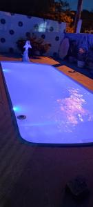 Bazén v ubytování Casa 05 quartos Itamaracá com piscina nebo v jeho okolí