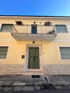 Το κτήριο όπου στεγάζεται  η παραθεριστική κατοικία