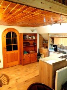 Cucina o angolo cottura di Chata pod Bukem