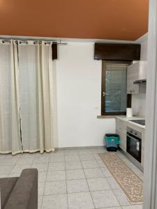 Kuchyň nebo kuchyňský kout v ubytování Venice Apartments