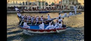 Hostia v ubytovaní Studio meublé climatisé centre port cap d'Agde