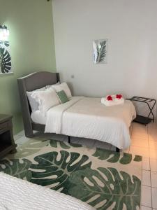 A bed or beds in a room at Seabliss Villa