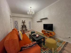 TV a/nebo společenská místnost v ubytování Central Apartment in Golden Square