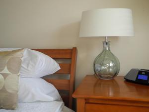 Letto o letti in una camera di Hillside Lodge B&B