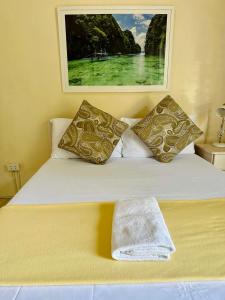 Gambar di galeri bagi Elena's Comfy Room di Taytay