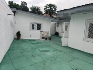 Bygningen som villaen ligger i